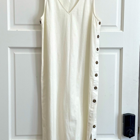 Madewell Dresses & Skirts - Madewell Side-Button Sheath Dress